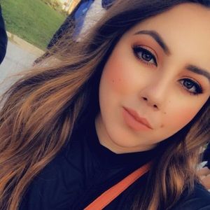 Meet your Posher, Kassandra